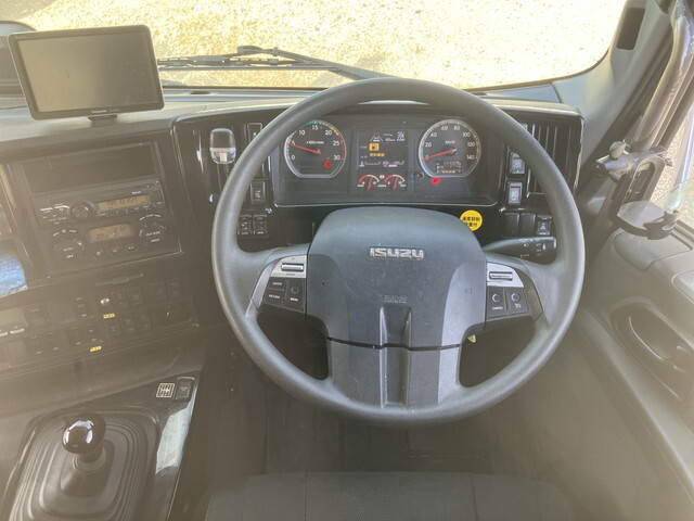 いすゞギガ冷凍車（冷蔵車）大型（10t）[写真36]