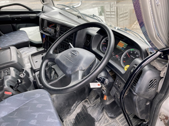 日野プロフィアミキサー車（コンクリートミキサー）大型（10t）[写真34]