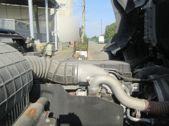 日産クオントレーラーヘッド（トラクターヘッド）大型（10t）[写真19]