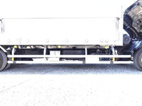 いすゞフォワードアルミウイング中型（4t）[写真14]