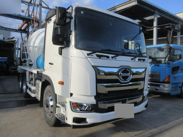 日野プロフィアミキサー車（コンクリートミキサー）大型（10t）[写真03]