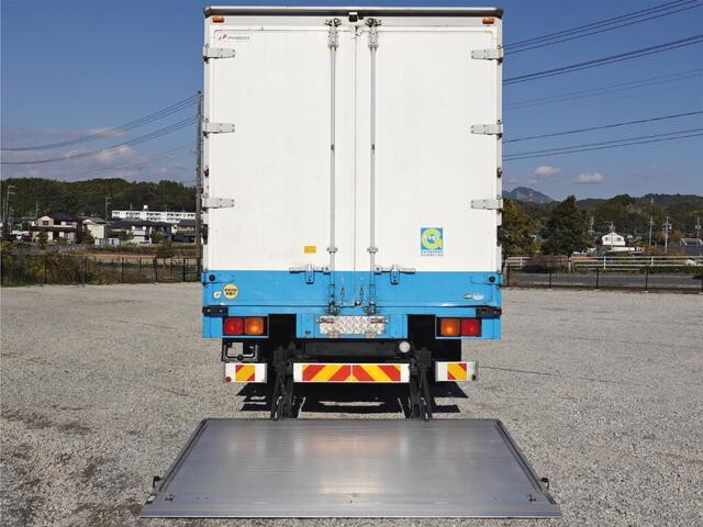 三菱ふそうファイターアルミウイング増トン（6t・8t）[写真06]