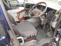 日産クオントレーラーヘッド（トラクターヘッド）大型（10t）[写真23]