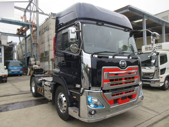 日産クオントレーラーヘッド（トラクターヘッド）大型（10t）[写真03]