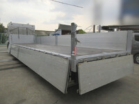 日産クオン平ボディ大型（10t）[写真11]