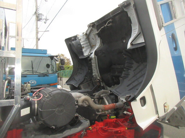 日産クオン平ボディ大型（10t）[写真17]