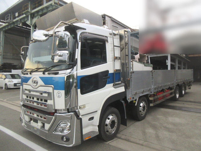 日産クオン平ボディ大型（10t）[写真03]