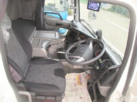 日産クオン平ボディ大型（10t）[写真33]