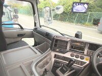 日産クオン平ボディ大型（10t）[写真35]