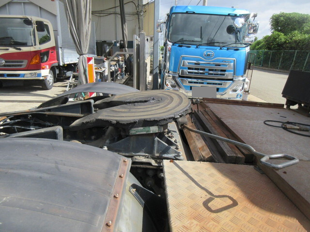 日産クオントレーラーヘッド（トラクターヘッド）大型（10t）[写真14]