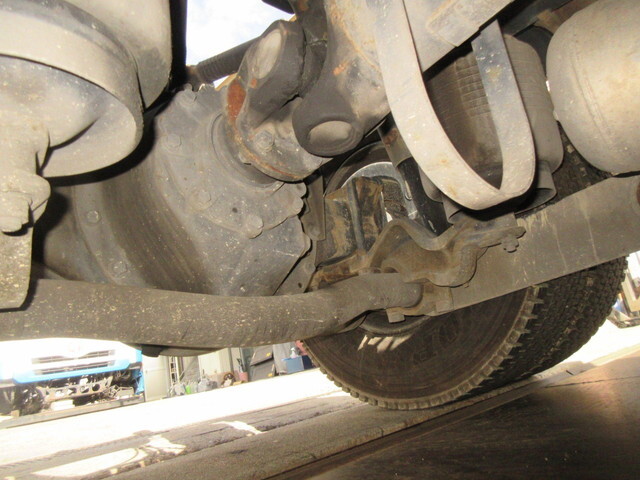 日産クオントレーラーヘッド（トラクターヘッド）大型（10t）[写真17]