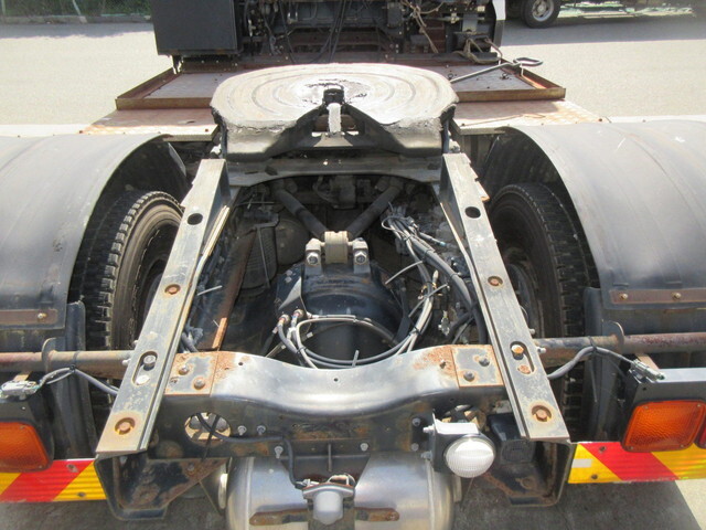 日産クオントレーラーヘッド（トラクターヘッド）大型（10t）[写真06]