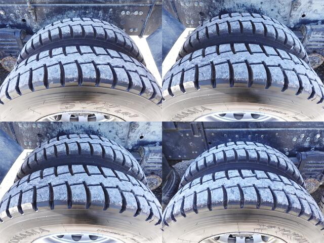 三菱ふそうスーパーグレートダンプ大型（10t）[写真09]