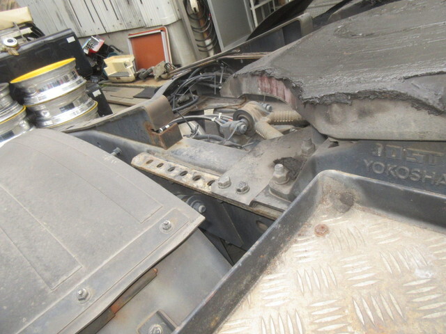 日産クオントレーラーヘッド（トラクターヘッド）大型（10t）[写真13]