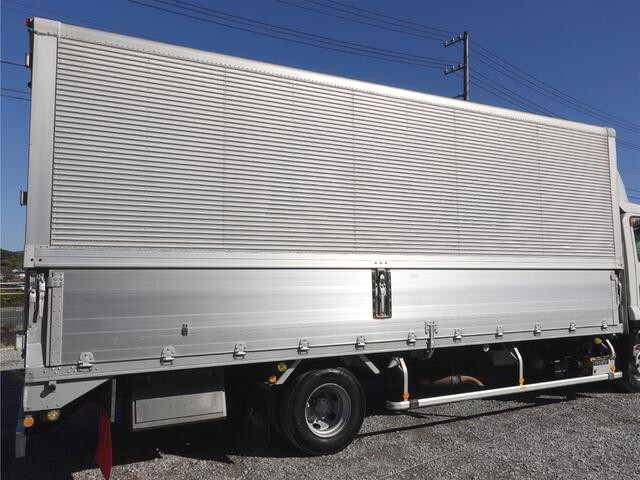 いすゞフォワードアルミウイング中型（4t）[写真05]