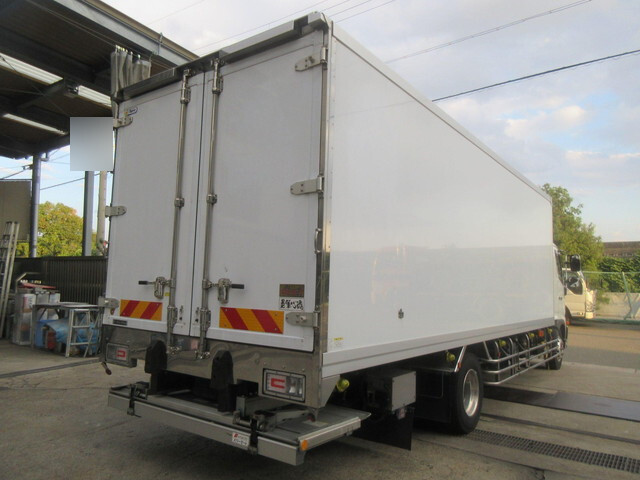 日野レンジャー冷凍車（冷蔵車）中型（4t）[写真02]