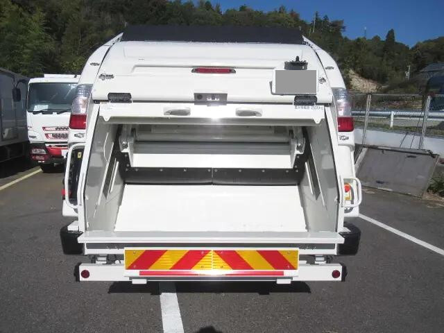 日野デュトロパッカー車（塵芥車）小型（2t・3t）[写真10]