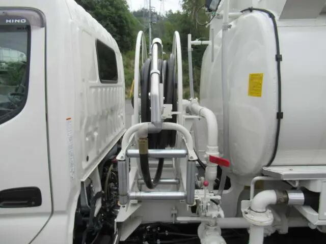 日野デュトロタンク車（タンクローリー）小型（2t・3t）[写真06]