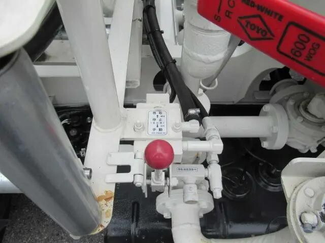 日野デュトロタンク車（タンクローリー）小型（2t・3t）[写真07]