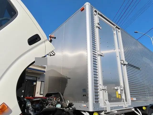 日野デュトロアルミバン小型（2t・3t）[写真30]
