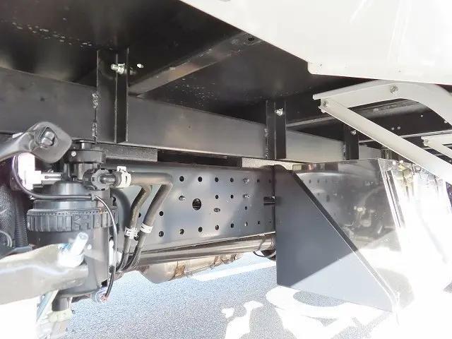 日野デュトロアルミバン小型（2t・3t）[写真35]