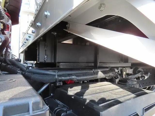 日野デュトロアルミバン小型（2t・3t）[写真37]