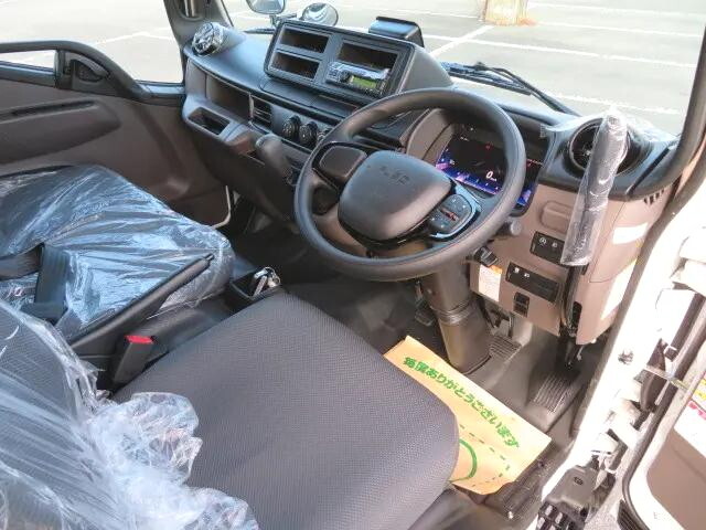 三菱ふそうキャンターダンプ小型（2t・3t）[写真09]