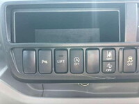 トヨタトヨエース平ボディ小型（2t・3t）[写真14]