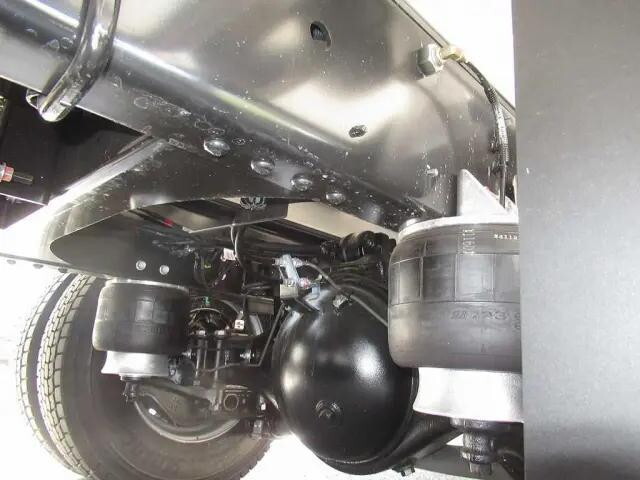 日野レンジャー冷凍車（冷蔵車）中型（4t）[写真23]