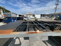 UDトラックスクオンコンテナ専用車大型（10t）[写真08]