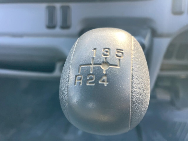 三菱ふそうキャンターダンプ小型（2t・3t）[写真36]