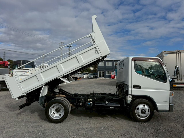 三菱ふそうキャンターダンプ小型（2t・3t）[写真06]