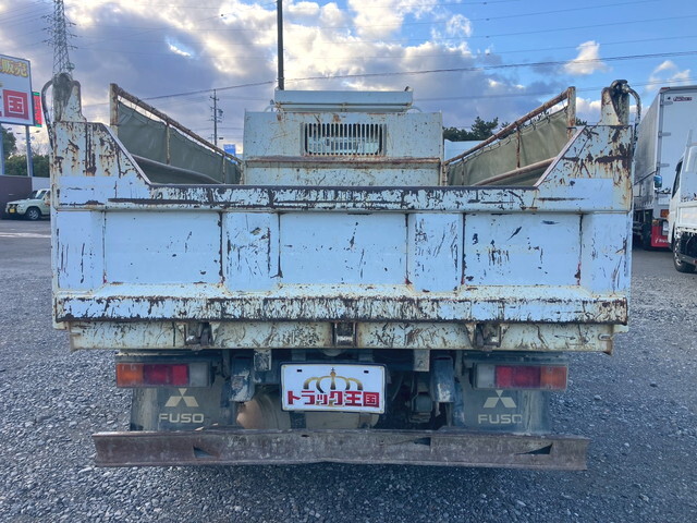 三菱ふそうキャンターダンプ小型（2t・3t）[写真08]