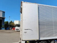 いすゞエルフアルミバン小型（2t・3t）[写真26]