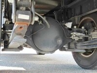 いすゞエルフアルミバン小型（2t・3t）[写真40]