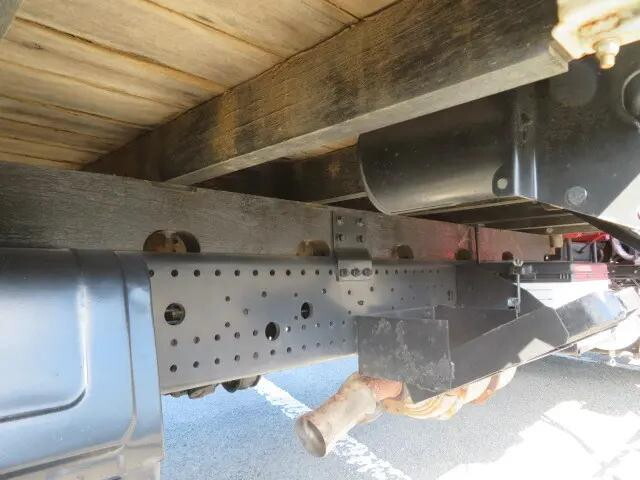 いすゞフォワードクレーン4段中型（4t）[写真31]