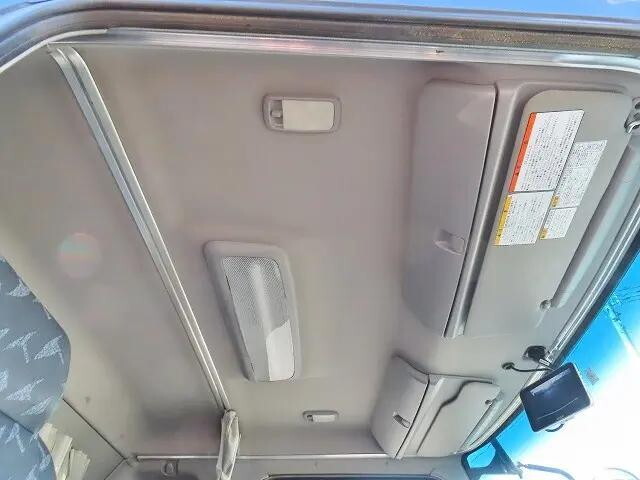 日野レンジャータンク車（タンクローリー）増トン（6t・8t）[写真21]