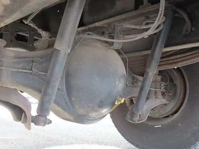 日野レンジャータンク車（タンクローリー）増トン（6t・8t）[写真39]