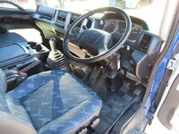 日野レンジャータンク車（タンクローリー）増トン（6t・8t）[写真09]