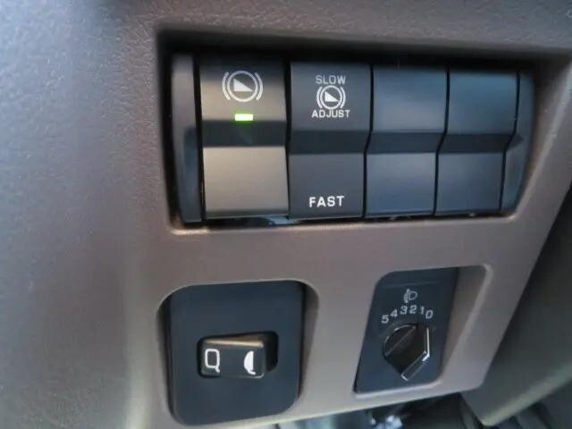 三菱ふそうキャンターダンプ小型（2t・3t）[写真14]