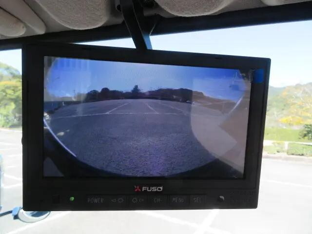 三菱ふそうキャンターダンプ小型（2t・3t）[写真18]
