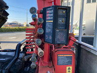 いすゞエルフクレーン4段小型（2t・3t）[写真17]