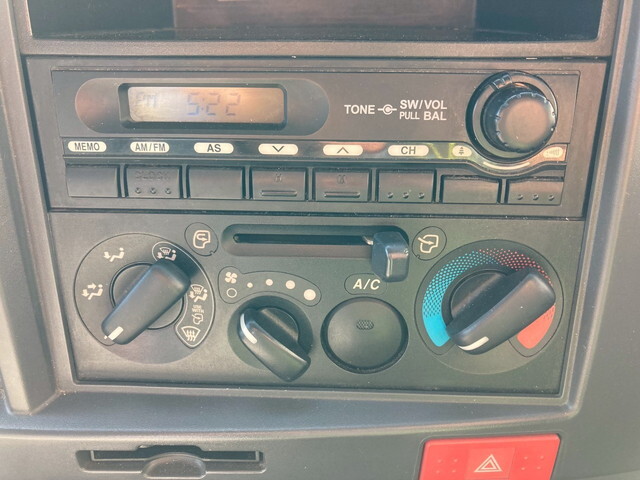 いすゞエルフクレーン4段小型（2t・3t）[写真24]