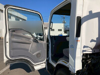 いすゞエルフクレーン4段小型（2t・3t）[写真34]