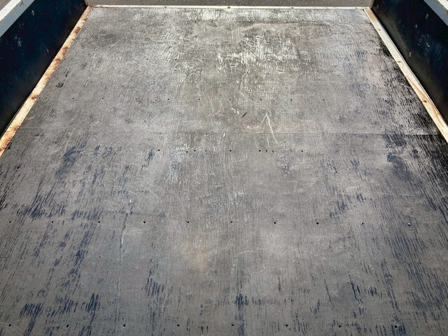 いすゞエルフクレーン4段小型（2t・3t）[写真08]