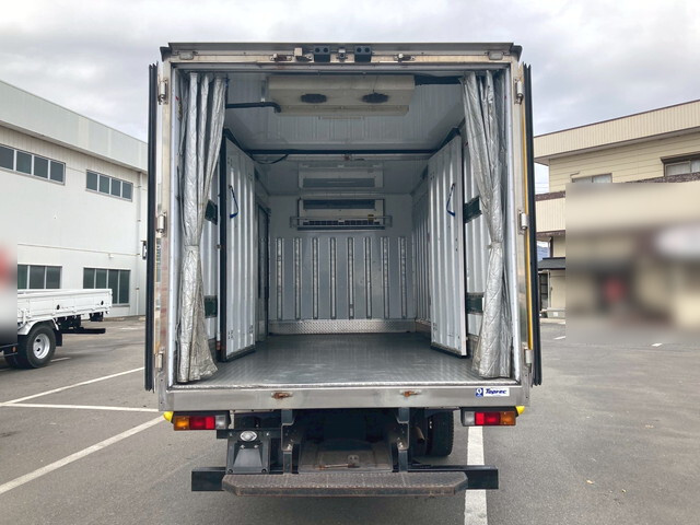 三菱ふそうキャンター冷凍車（冷蔵車）小型（2t・3t）[写真14]
