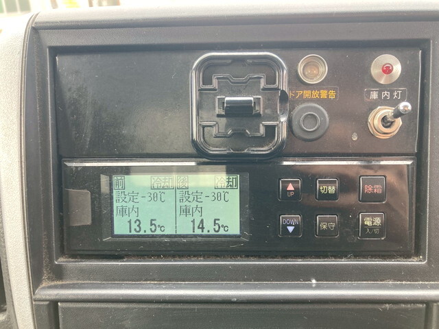三菱ふそうキャンター冷凍車（冷蔵車）小型（2t・3t）[写真20]