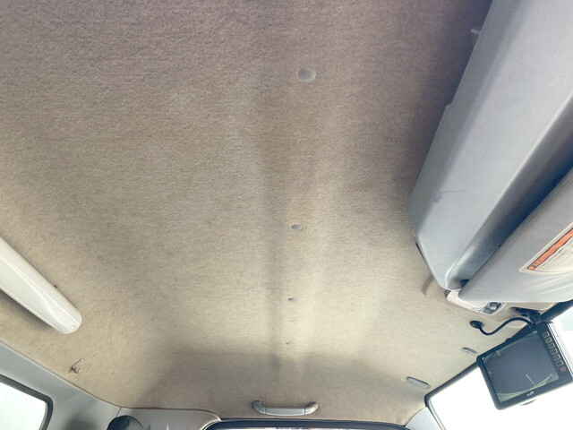 三菱ふそうキャンター冷凍車（冷蔵車）小型（2t・3t）[写真25]