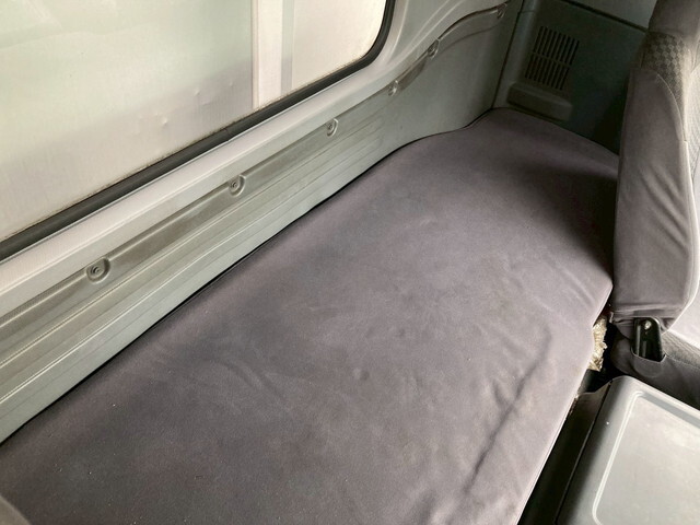 いすゞフォワードアルミウイング中型（4t）[写真21]