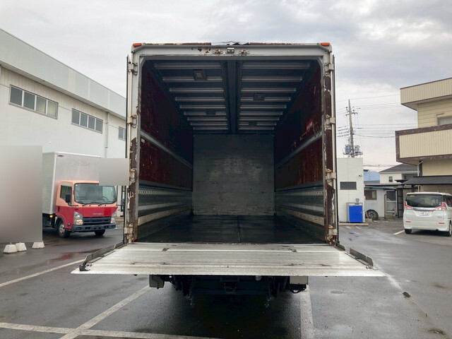 いすゞフォワードアルミウイング中型（4t）[写真07]